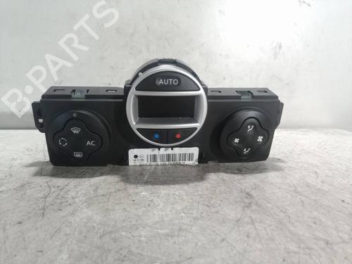 Used Climate control RENAULT CLIO III (BR0/1, CR0/1) [2005-2014]  6589680