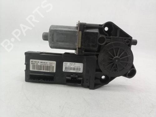 Left front window motor RENAULT MEGANE III Hatchback (BZ0/1_, B3_) 1.9 dCi (BZ0N, BZ0J) | BP30696210E21 