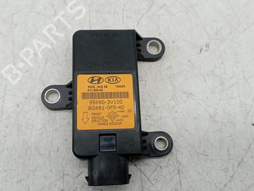 Used Electronic module HYUNDAI i40 I (VF) 1.7 CRDI (141 hp) 21092213