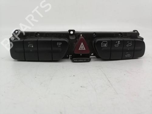 Used Warning switch MERCEDES-BENZ CLK (C209) CLK 270 CDI (209.316) (170 hp) 12215647
