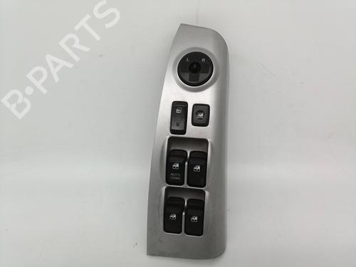 Used Left front window switch KIA SPORTAGE II (JE_, KM_) [2004-2011]  9241007