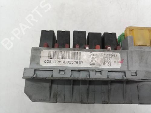 Fuse box FIAT BRAVO II (198_) 1.6 D Multijet (198AXH1B) | BP30096171E1 