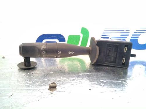 Used Steering column stalk PEUGEOT 106 II (1A_, 1C_) 1.1 i (60 hp) 1373170