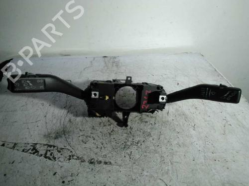 Used Switch SKODA RAPID (NH3, NK3, NK6) 1.6 TDI (105 hp) 5329062