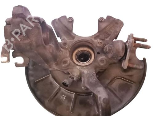 Used Left front steering knuckle SKODA OCTAVIA II (1Z3) [2004-2013]  32397445