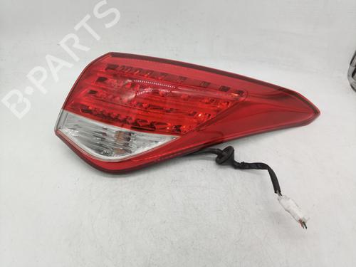 Used Right taillight HYUNDAI i40 I CW (VF) 1.7 CRDi (136 hp) 32374751