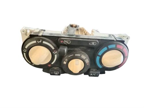 Used Climate control Climate control 38595896 38595896