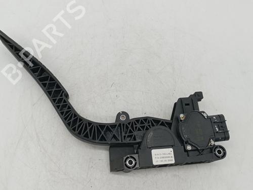Used Pedal CHEVROLET CAPTIVA (C100, C140) 2.2 D (163 hp) 28805842
