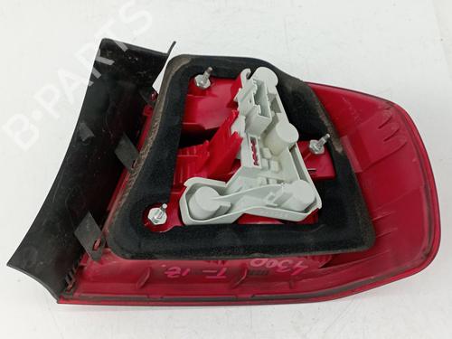 Left taillight BMW 3 (E90)  | BP16581828C34 