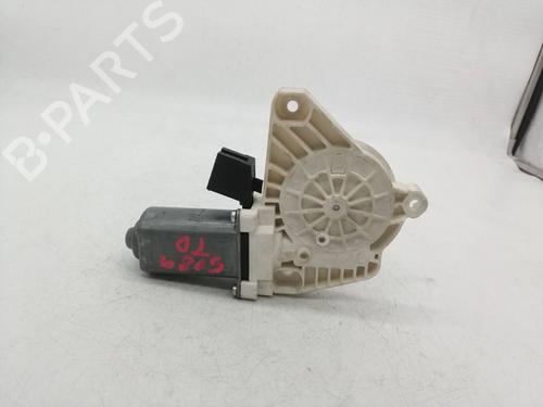 Right rear window motor MERCEDES-BENZ A-CLASS (W169) A 180 CDI (169.007, 169.307) | BP26705777E22 