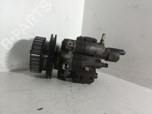 Used Fuel pump Fuel pump 38595767 38595767