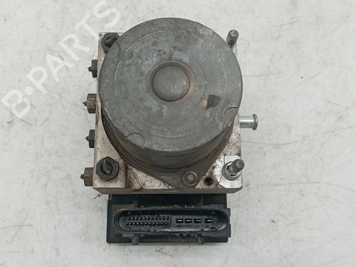 Used ABS pump NISSAN MICRA III (K12) 1.2 16V (80 hp) 19314753