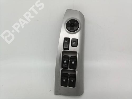 Used Left front window switch Left front window switch KIA SPORTAGE II (JE_, KM_) 2.0 i 16V (141 hp) 9241007 9241007