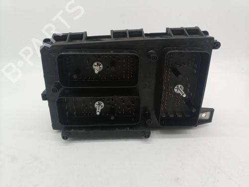 Used Fuse box OPEL ASTRA H Estate (A04) 1.7 CDTI (L35) (101 hp) 11835031