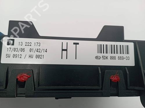 Fuse box OPEL ASTRA H GTC (A04)  | BP11020438E1 