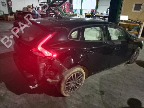 Engine VOLVO V40 Hatchback (525) D2 | BP31881974M1