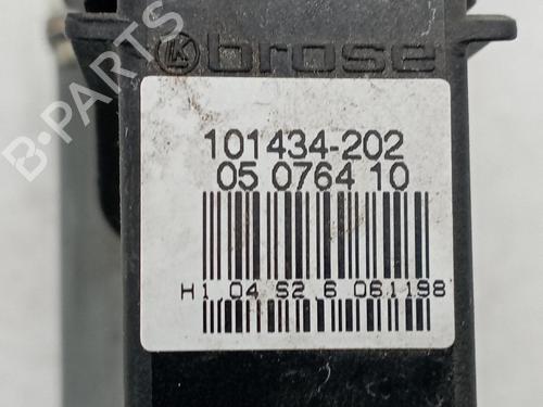 Right front window motor VW GOLF IV (1J1) 1.9 TDI | BP28597433E20 