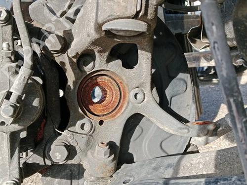 Used Right front steering knuckle VW GOLF VII (5G1, BQ1, BE1, BE2) 2.0 TDI (150 hp) 23401349