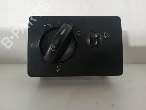 Used Headlight switch Headlight switch FORD FOCUS II Saloon (DB_, FCH, DH) [2005-2026] 33936070 33936070