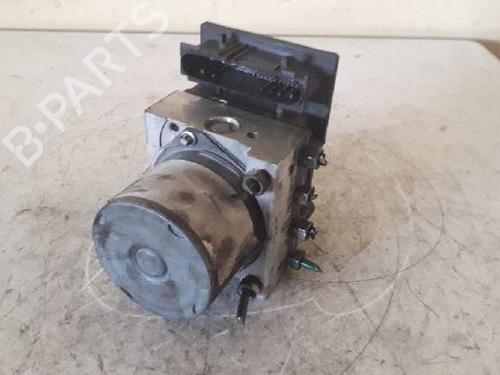 Used ABS pump RENAULT MEGANE II (BM0/1_, CM0/1_) 1.6 16V (BM0C, CM0C) (113 hp) 2974384