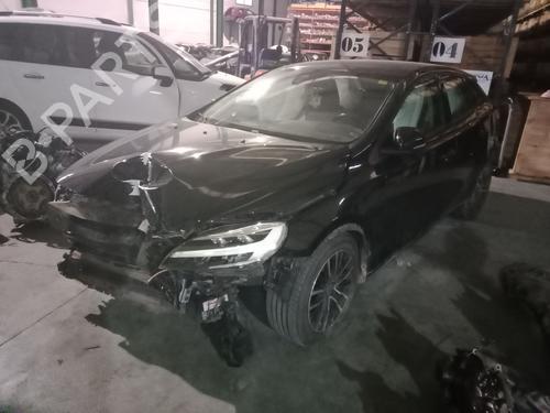 Engine VOLVO V40 Hatchback (525) D2 | BP31881974M1