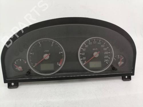 Used Instrument cluster FORD MONDEO III (B5Y) 2.0 16V (146 hp) 9966627