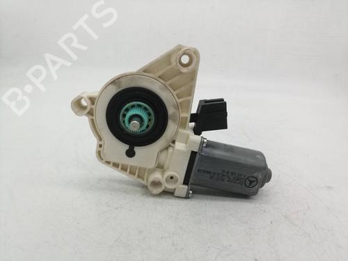 Used Right rear window motor MERCEDES-BENZ A-CLASS (W169) A 180 CDI (169.007, 169.307) (109 hp) 26705777