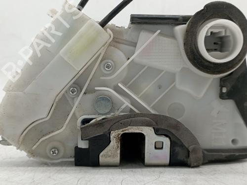 Front right lock TOYOTA YARIS (_P13_) 1.5 Hybrid (NHP130_, NHP130) | BP21286784C97 