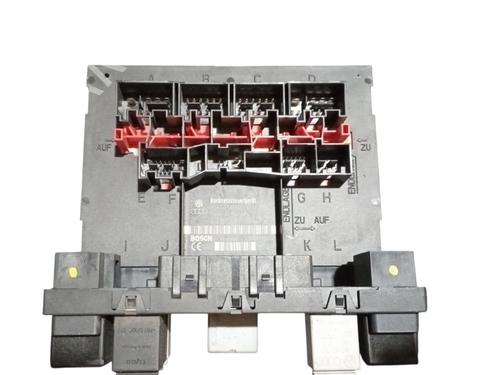 Sikringsdåse VW PASSAT B6 Variant (3C5) 2.0 TDI (110 hp) 32348710