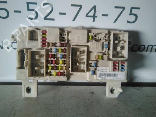 Fuse box TOYOTA YARIS (_P1_)  | BP4240521E1 