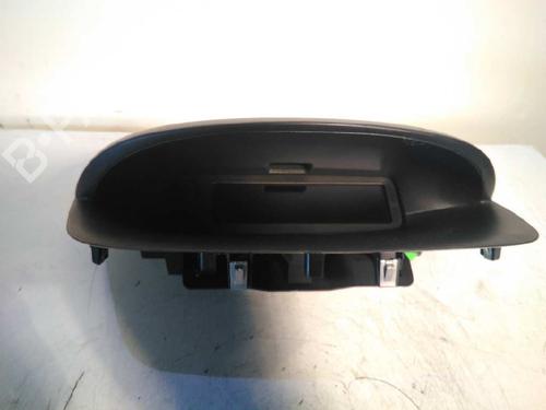 Multifunctionele display RENAULT MEGANE III Hatchback (BZ0/1_, B3_) 1.5 dCi (86 hp) 4890694