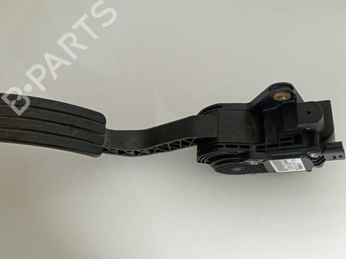 pedal-renault-laguna-iii-bt01-2007-2008-2009-2010-2011-2012-2013-2014-2015-32724498 main image