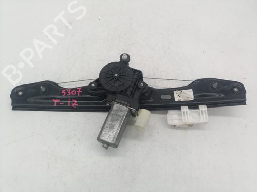 Używane Mechanizm podnoszenia szyby tylnej lewej BMW 1 (F20) 118 d (150 hp) 32115735