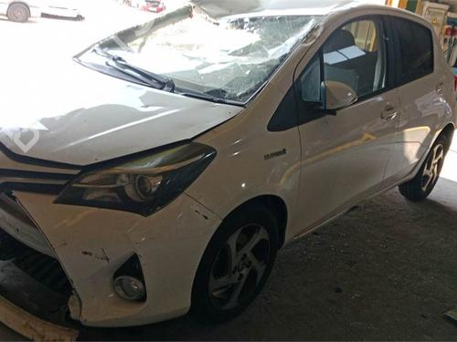 Used Parts TOYOTA YARIS (_P13_) 1.5 Hybrid (NHP130_) 4887488