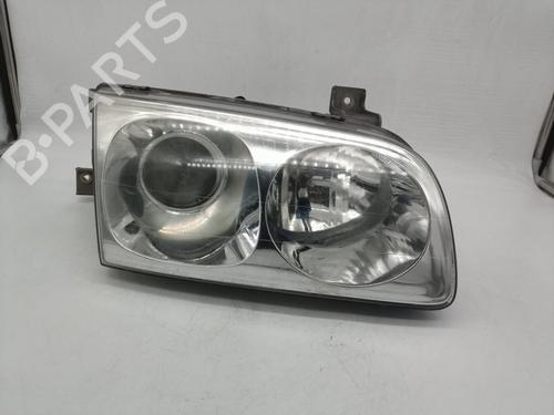 Used Right headlight HYUNDAI TRAJET (FO) 2.0 CRDi (113 hp) 24533044