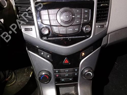 Right taillight CHEVROLET CRUZE (J300)  | BP25793532C35 