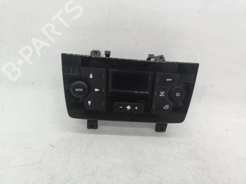 Used Climate control Climate control 37683136 37683136