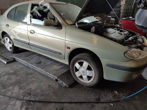 Engine control unit (ECU) RENAULT MEGANE I Classic (LA0/1_) 1.9 dCi (LA05, LA1F) | BP10627599M57