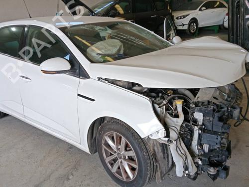 Brugte RENAULT MEGANE IV Hatchback (B9A/M/N_)  1.2 TCe 100 (B9MS)  4530018