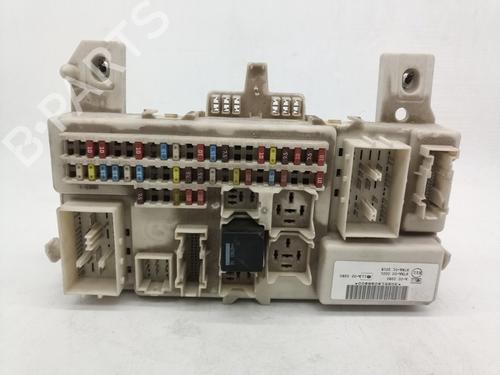Used Fuse box FORD FOCUS II Saloon (DB_, FCH, DH) [2005-2025]  22776735