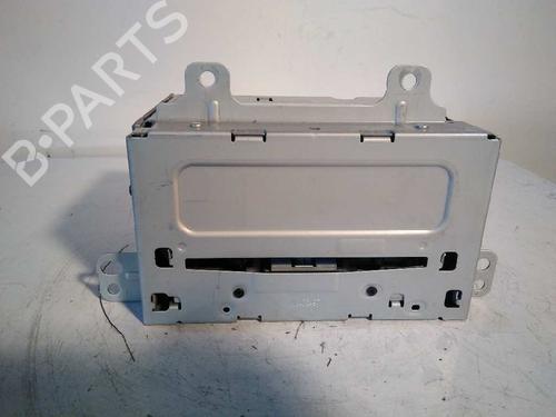 Used Radio Radio 4886140 4886140