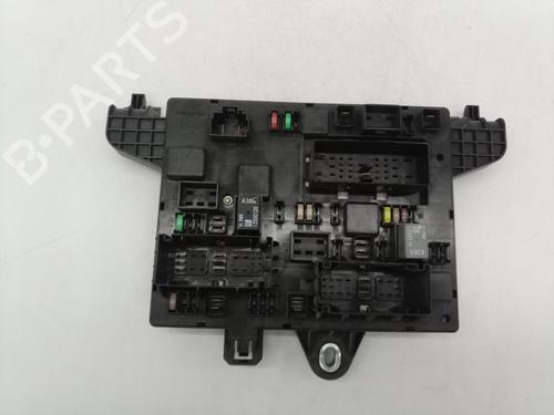 Used Fuse box OPEL ASTRA J (P10) [2009-2016]  24128948