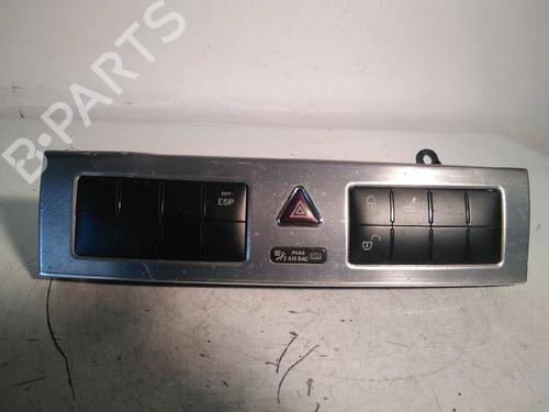 Used Warning switch MERCEDES-BENZ C-CLASS (W203) [2000-2007]  4904587