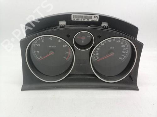 Used Instrument cluster OPEL ASTRA H GTC (A04) [2005-2010]  17956138