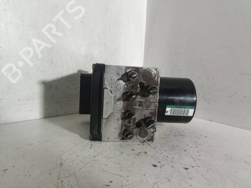 Used ABS pump PEUGEOT 407 (6D_) 2.0 (6DRFNB, 6DRFNE) (136 hp) 17153582
