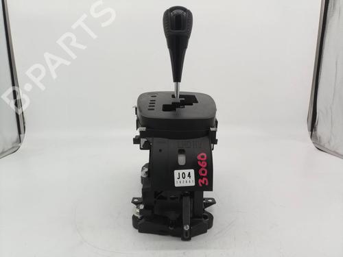 Gear lever TOYOTA YARIS (_P13_) 1.5 Hybrid (NHP130_, NHP130) | BP10252307M90 