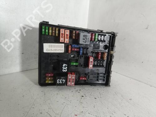 Used Fuse box VW GOLF V (1K1) [2003-2010]  19314719