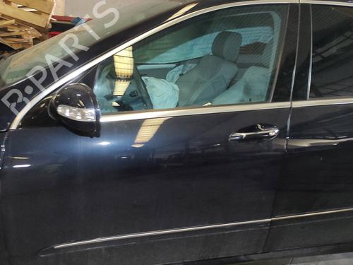 Used Left front door MERCEDES-BENZ R-CLASS (W251, V251) [2005-2017]  17207777