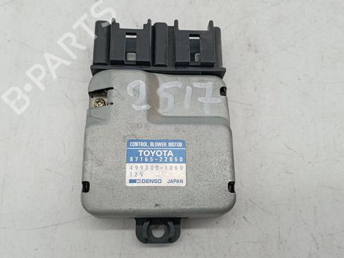 Control unit LEXUS IS I (_E1_) 200 (GXE10) (155 hp) 17527089