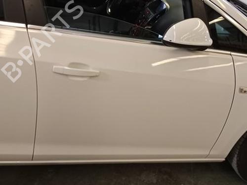 Used Right front door OPEL ASTRA J (P10) 1.7 CDTI (68) (125 hp) 28596021